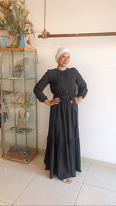 Mirelle Modest Maxi