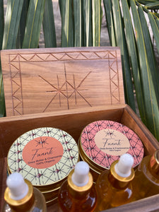 Golden Beauty Box